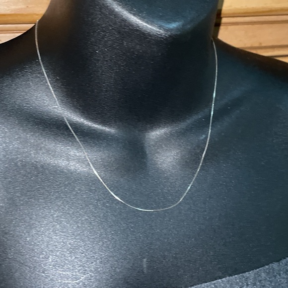 Solid 14K White Gold Box Link 18” Neck Chain Necklace Lobster Claw Clasp - Picture 11 of 12